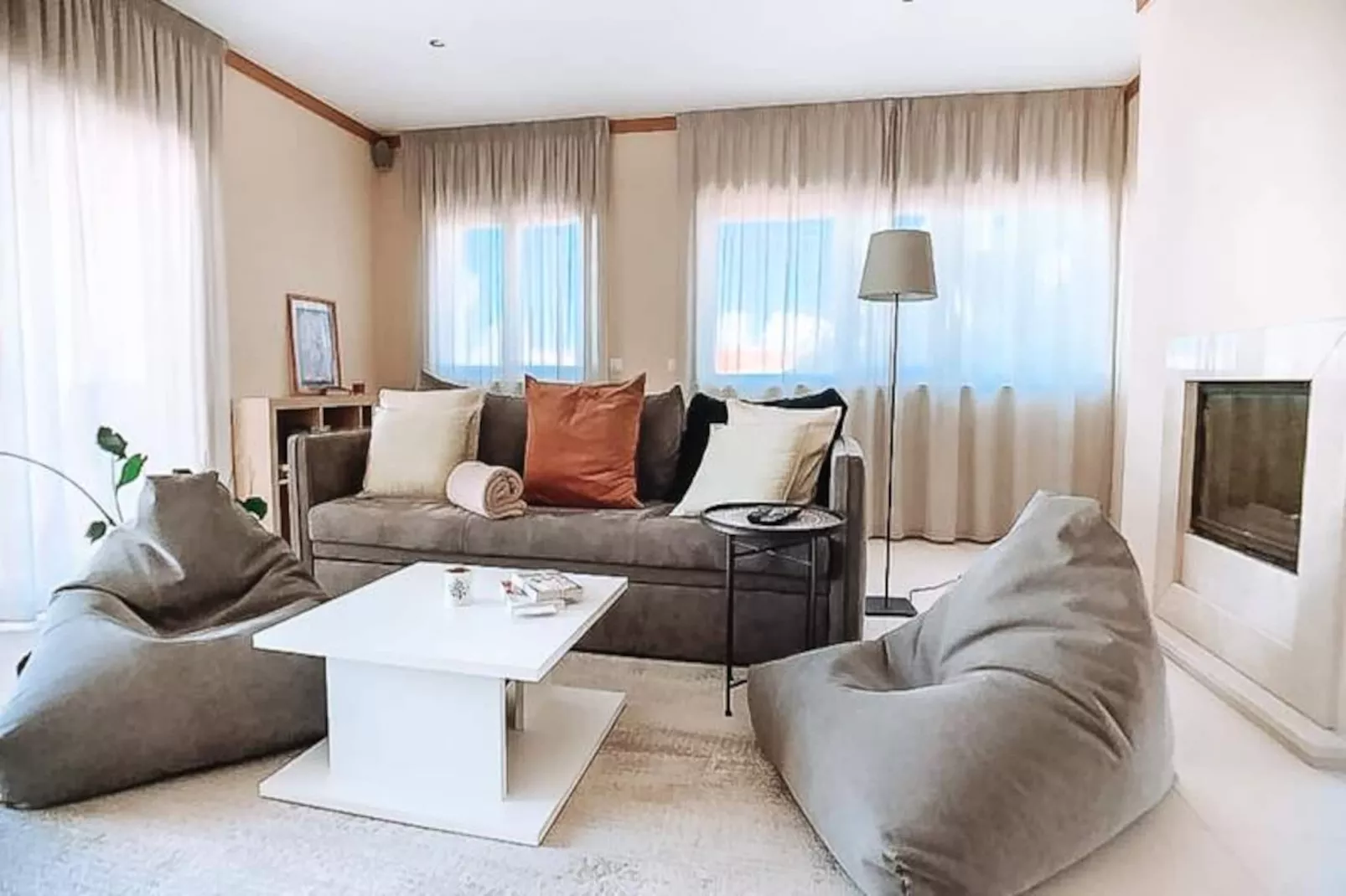 Plant Paradise Apartment