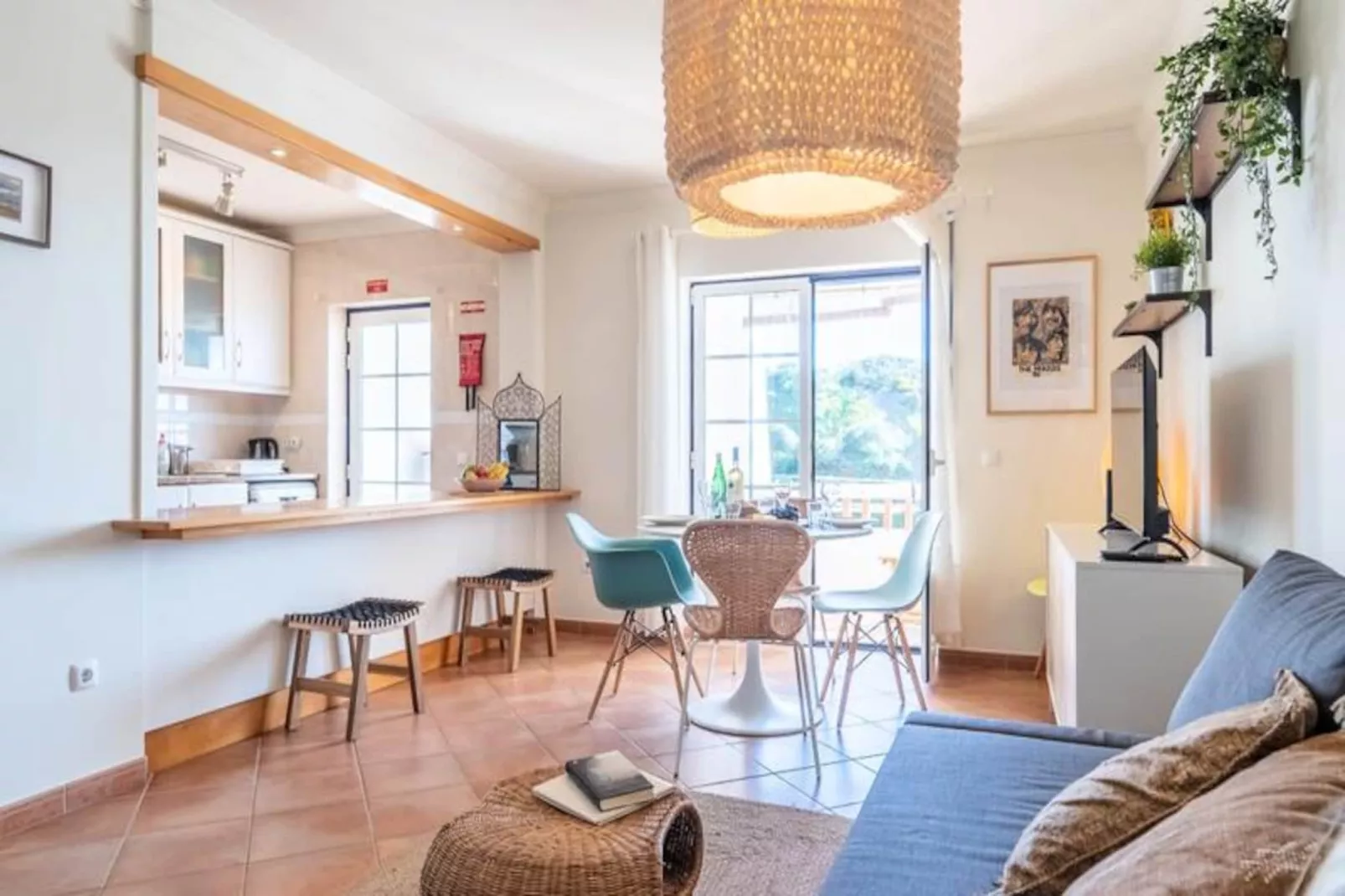 Arrifana Sunset & Surf