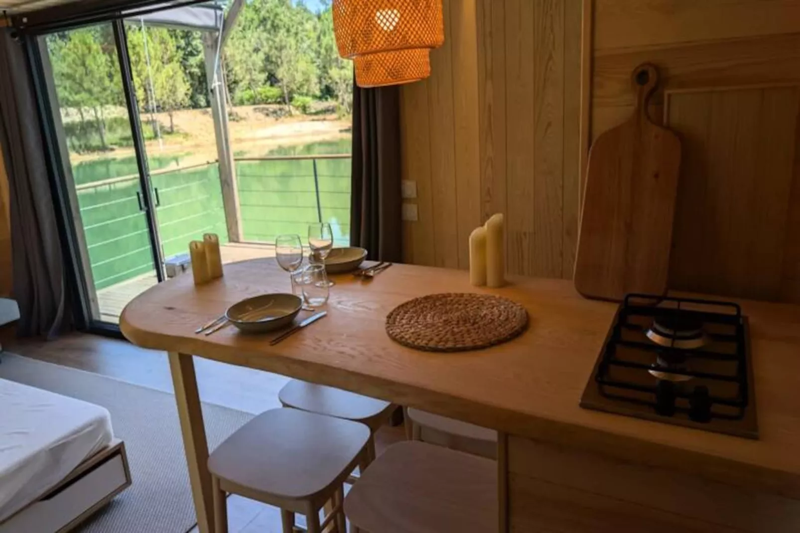 Lodge Sur L'eau En Dordogne