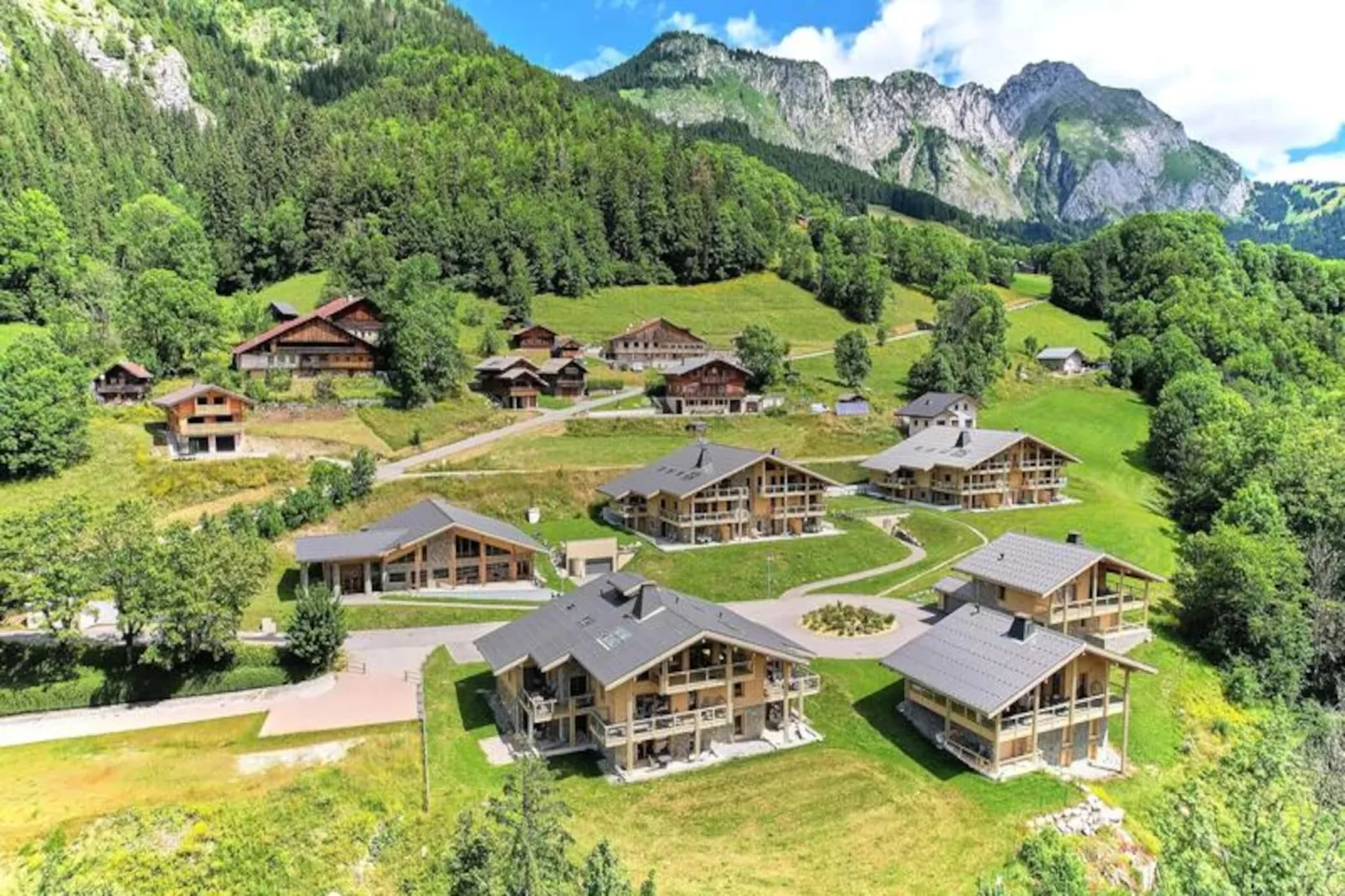 AlpChalets Portes du Soleil *****