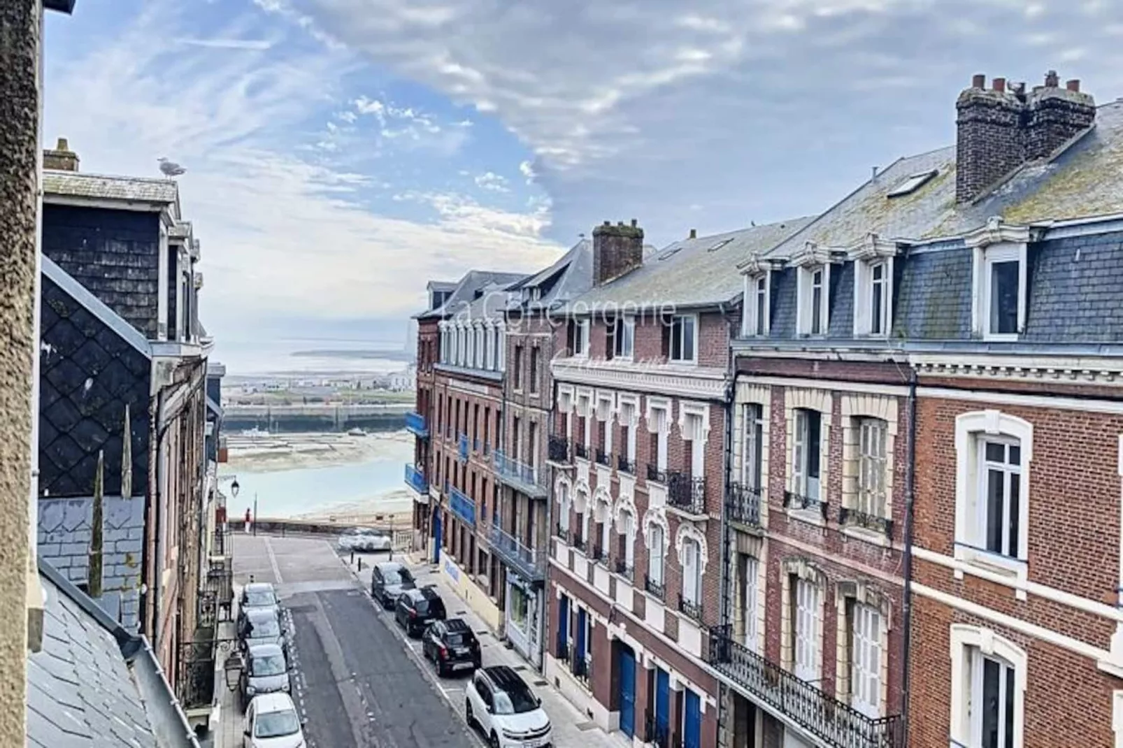 Résidence Th 23 -  🌊 Charmant Appartement Vue Sur Le Port 🌞