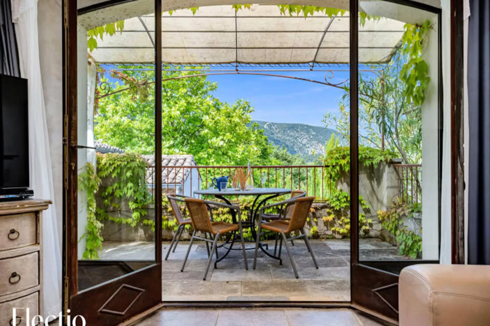 Loggia 8 Laurier | R&eacute;sidence Les Petitons