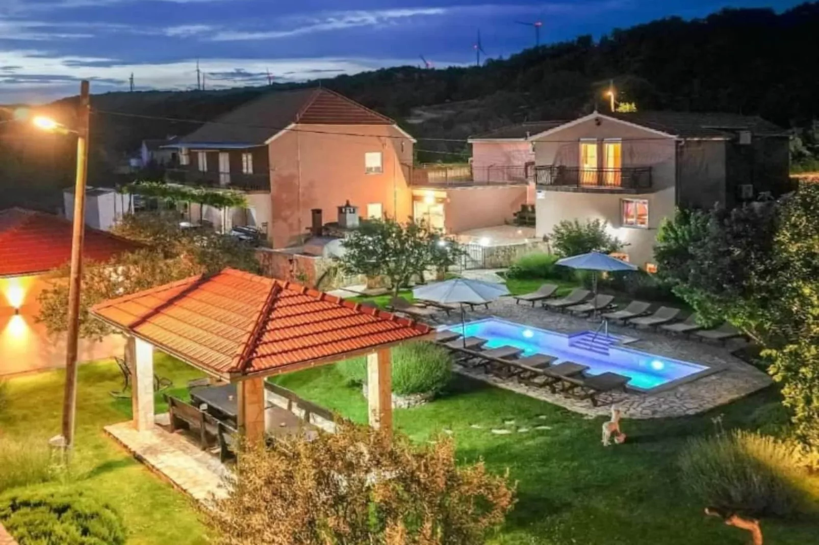Villa Popovića Dvori -  Six Bedroom Villa with Pool
