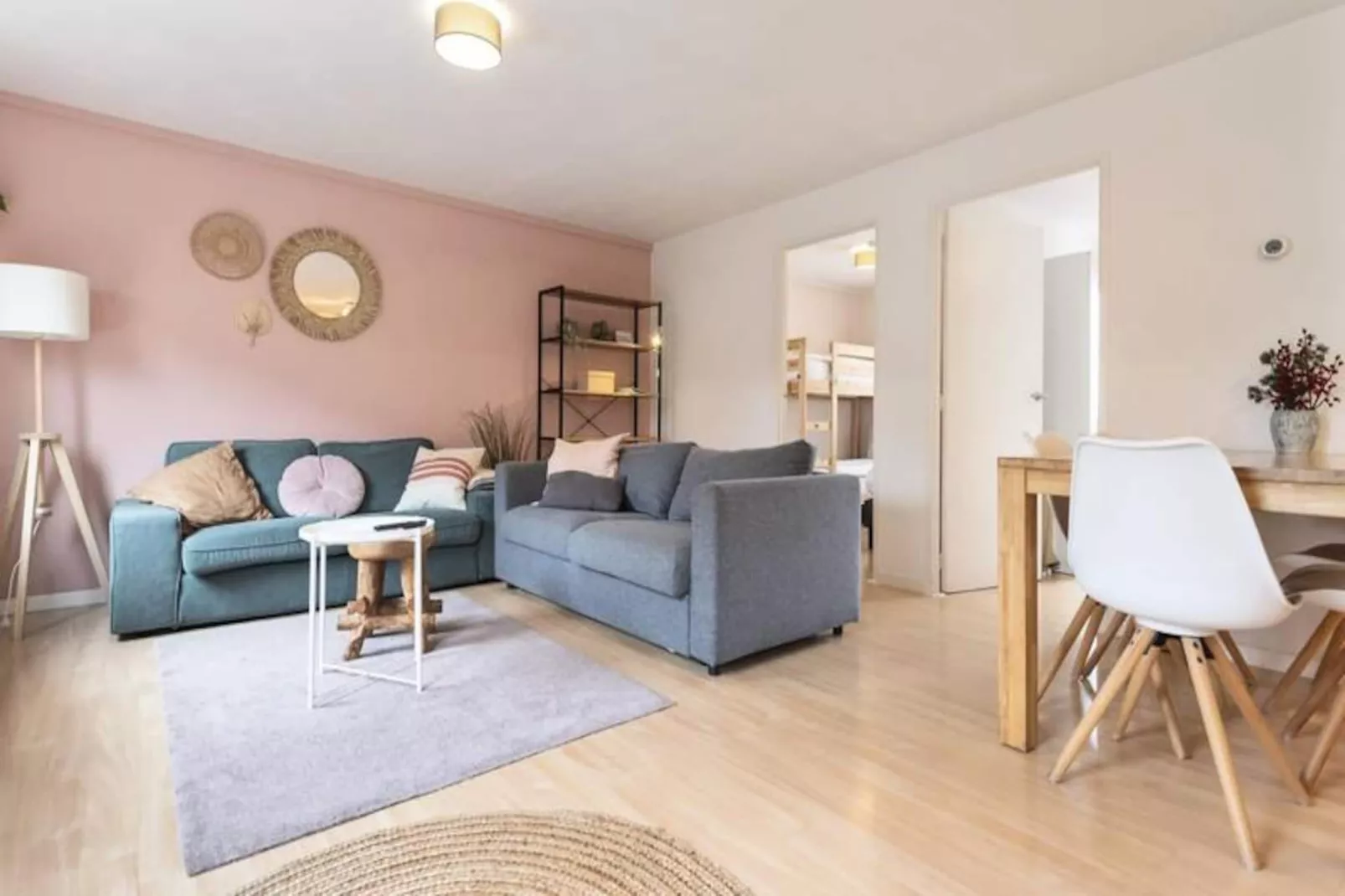 Agr&eacute;able Maison Familiale (parking Gratuit)