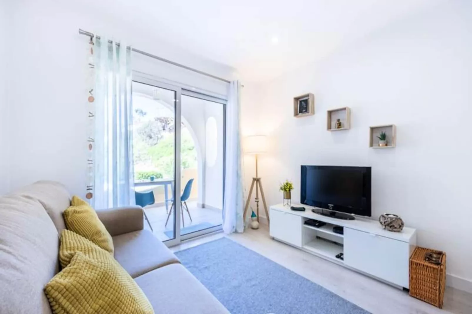 Appartement Melodia Do Mar Directement Sur La Plage De Vale Centeanes !