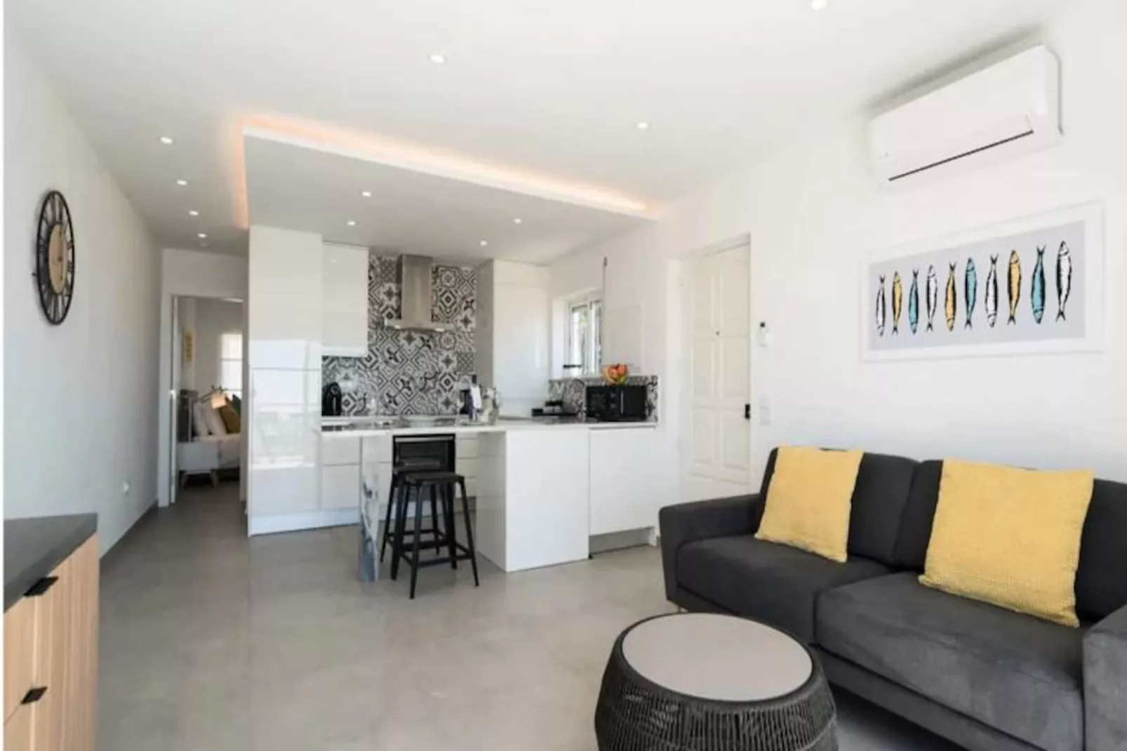 Waterside Village - Sea View Apartment