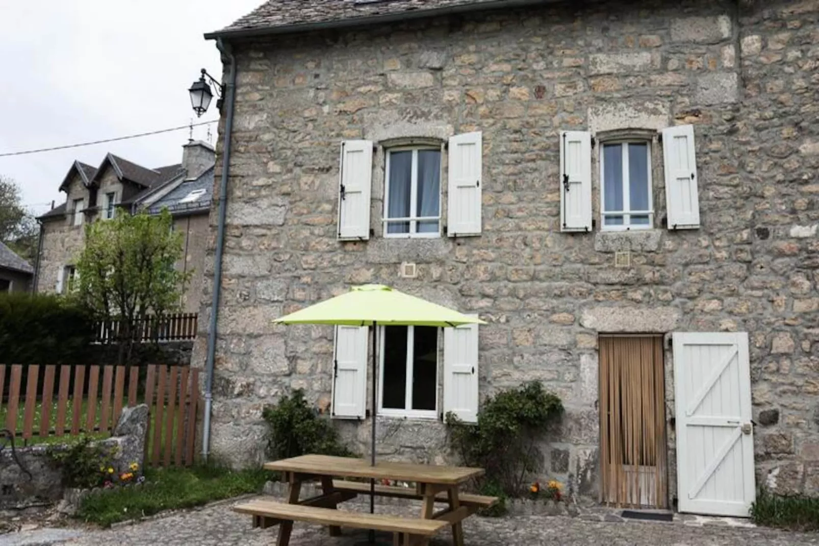 Gîte de France Le gîte gévaudan, 6/7 personnes au bacon 2 épis