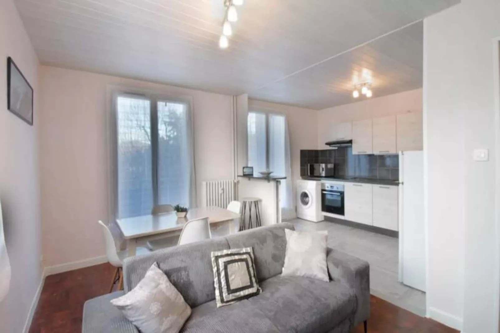 Agr&eacute;able T3 Proche Thermes De Marlioz