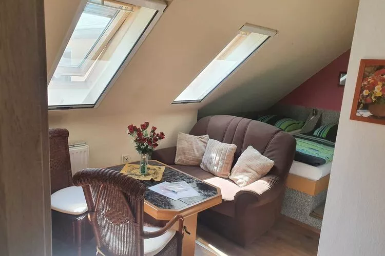 Studio im DG 23 qm
