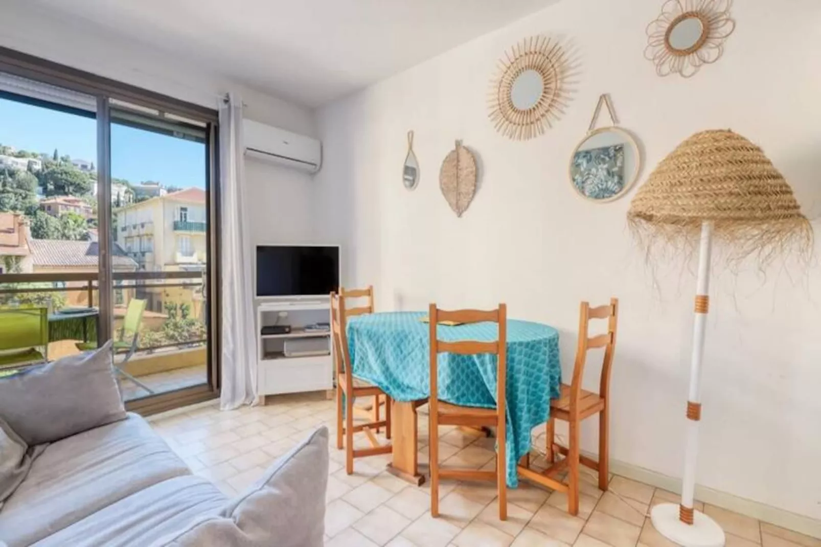 Résidence Lavandou - T2 En Centre Ville - à 200 M De La Mer