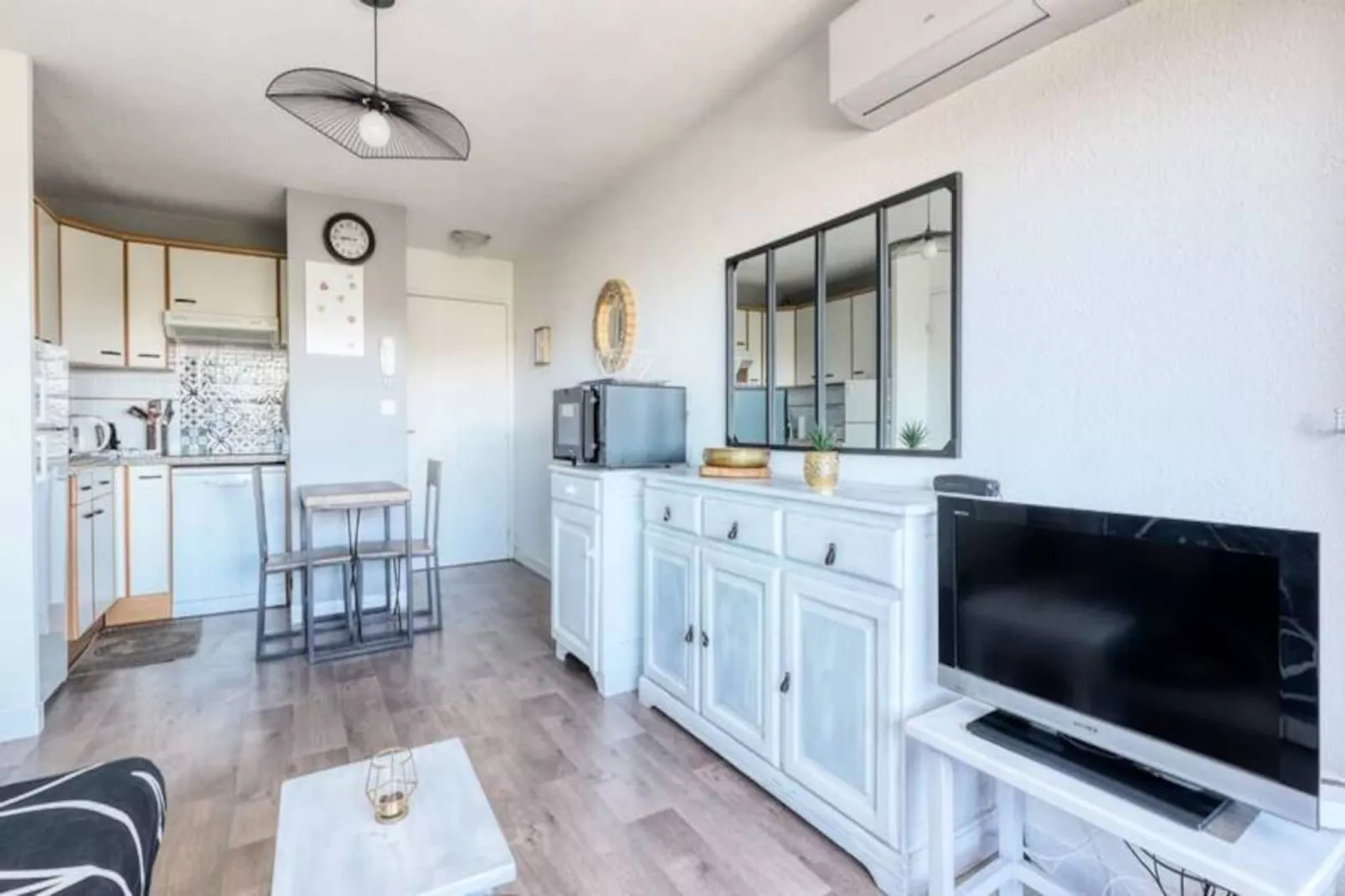 Résidence T2 &agrave; 600 M De La Plage ! Climatis&eacute;