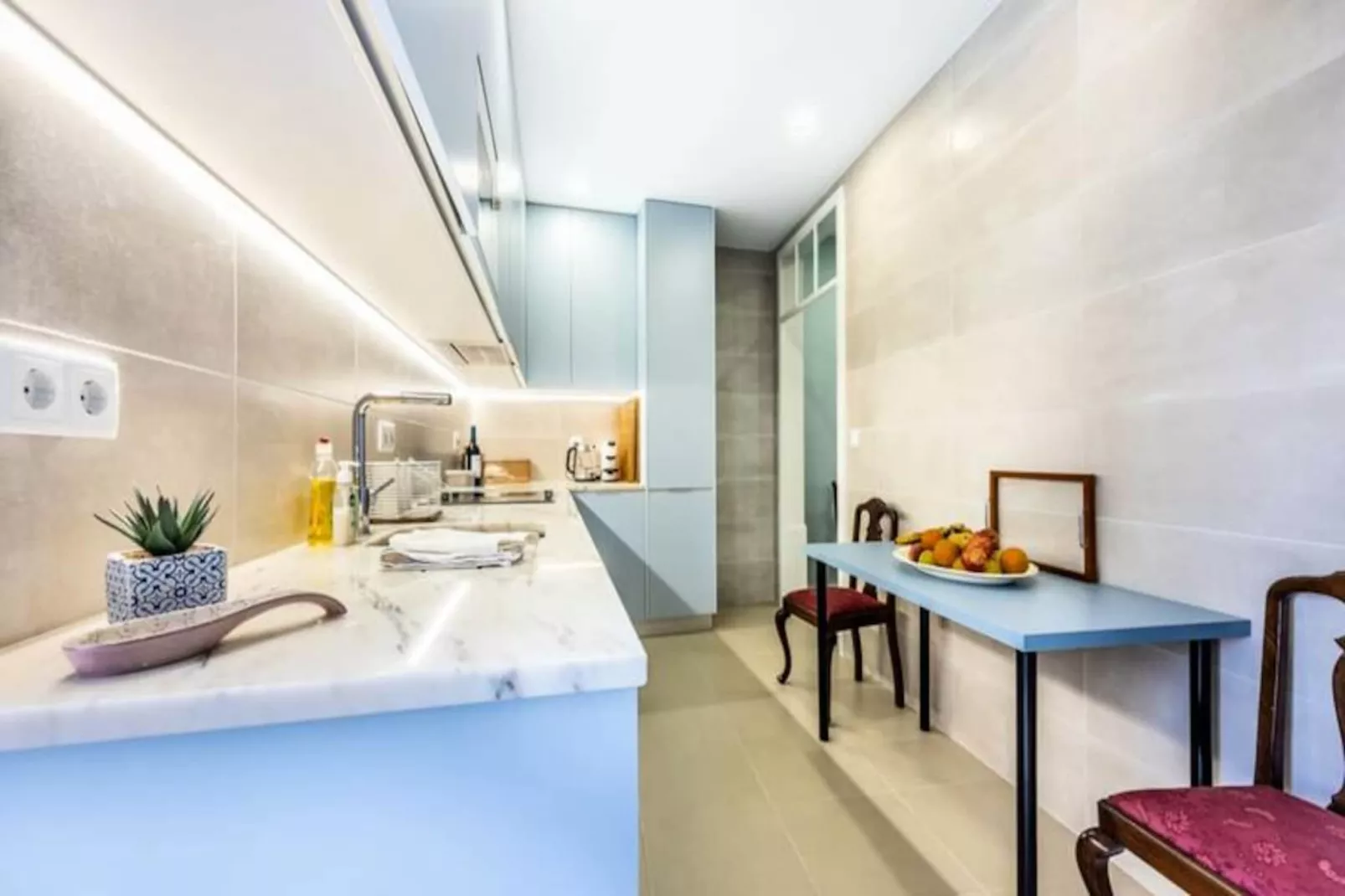Casa Matias - Stylish 4br Apartment • Lagos Old Town