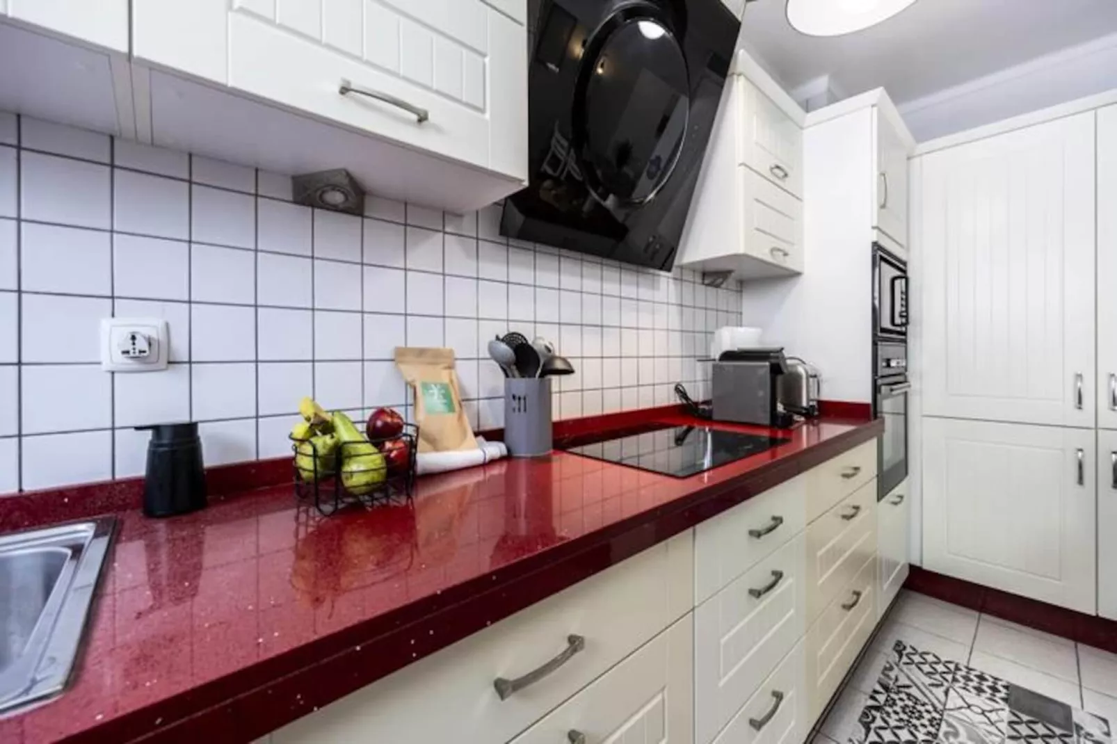 Condo R&eacute;nov&eacute; Au Bord De La Piscine - Au Coeur De Carvoeiro !