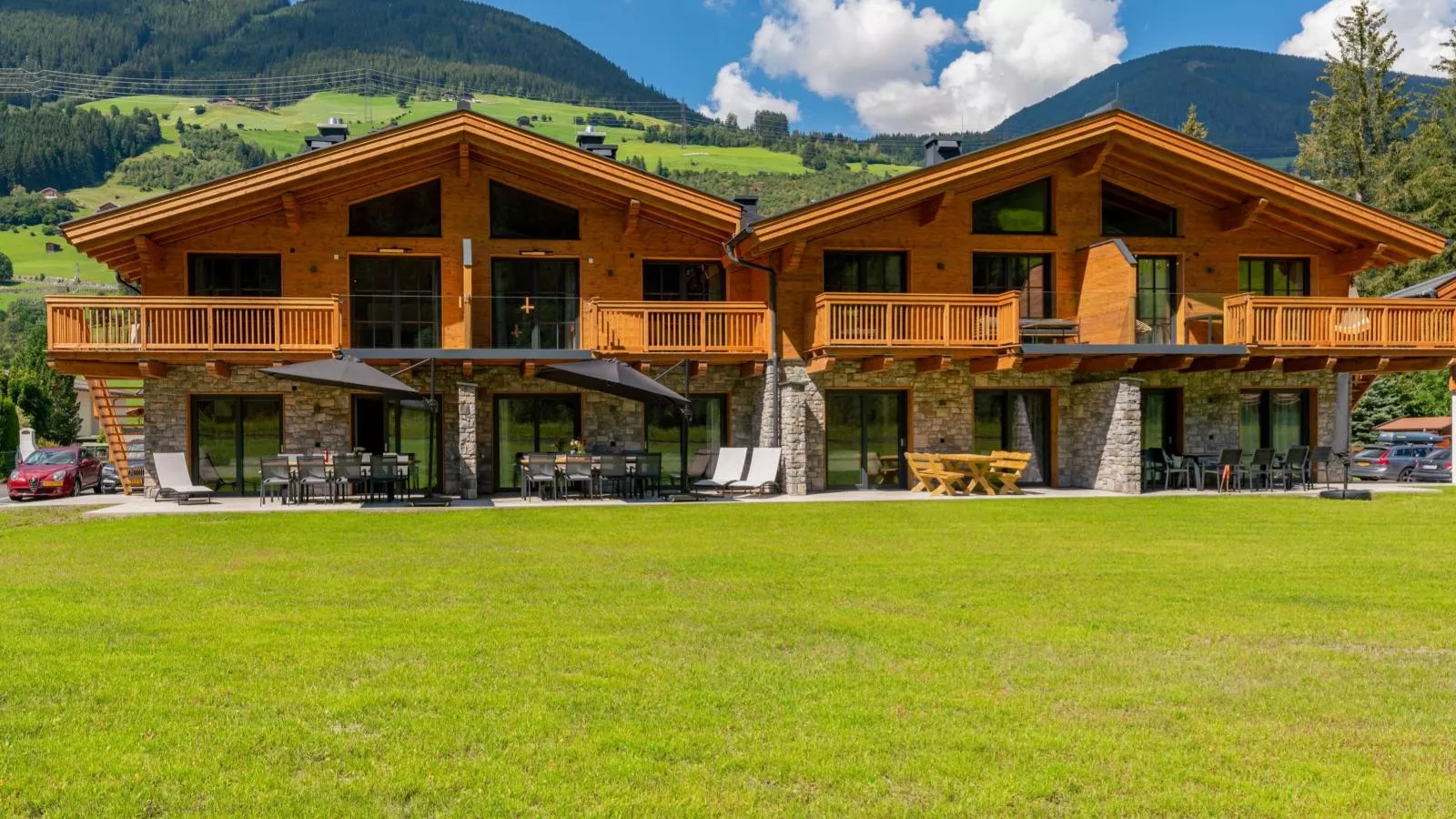 Tauernlodge Eben D4-Buitenkant zomer