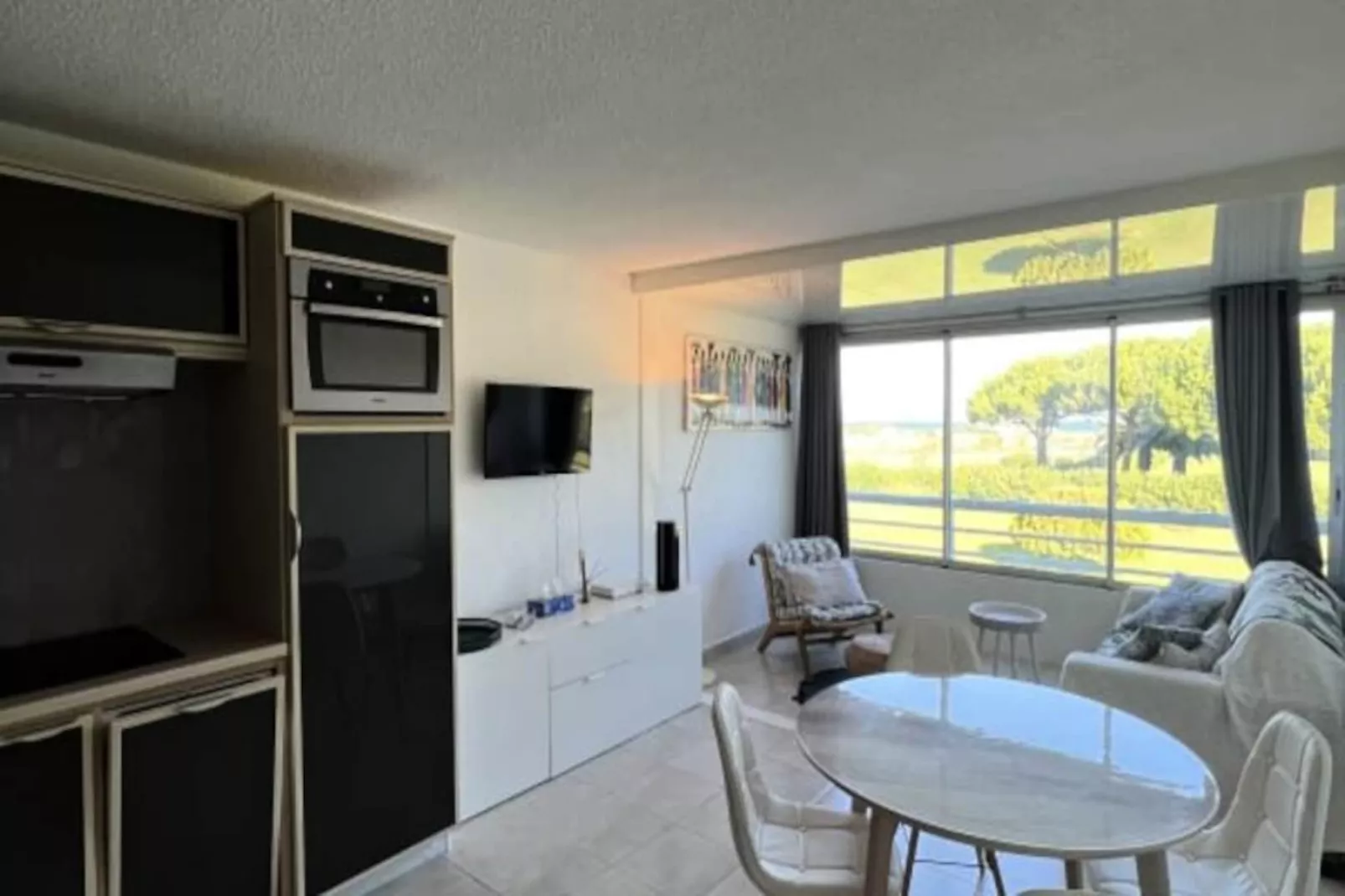 Résidence Le Studio De La Lagune: Studio Cabine Proche De La Plage