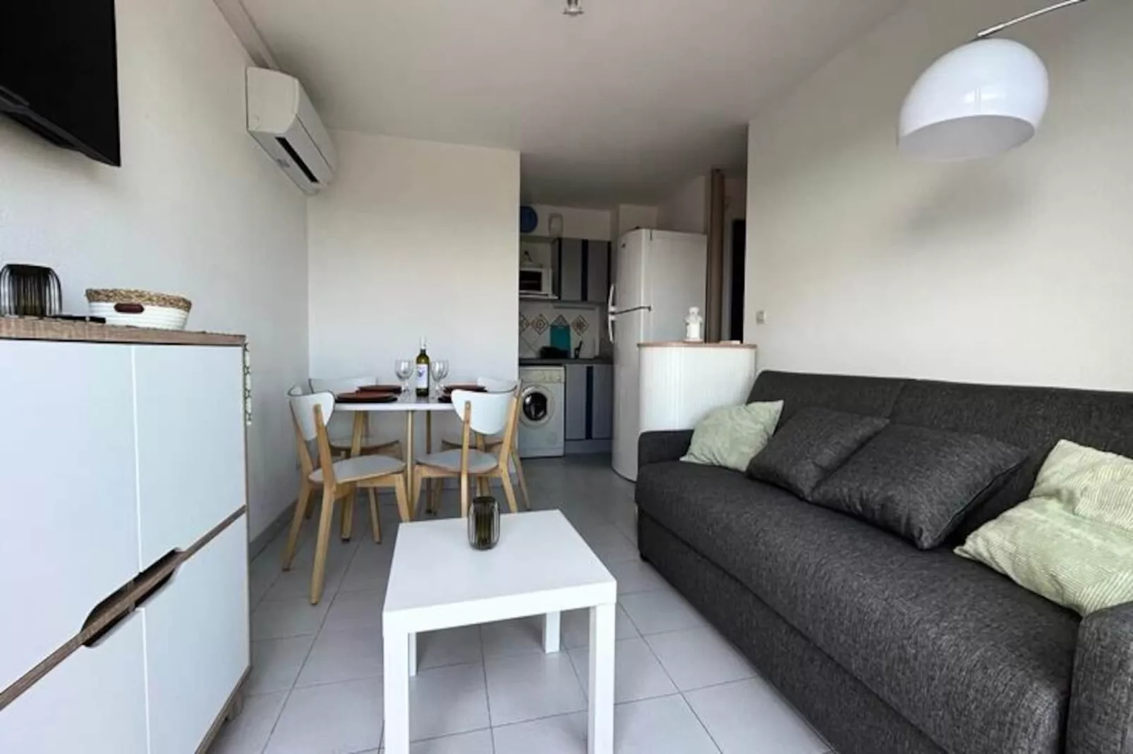 Terrasse Panoramique &agrave; 180&deg; Vue Mer Et &eacute;tang