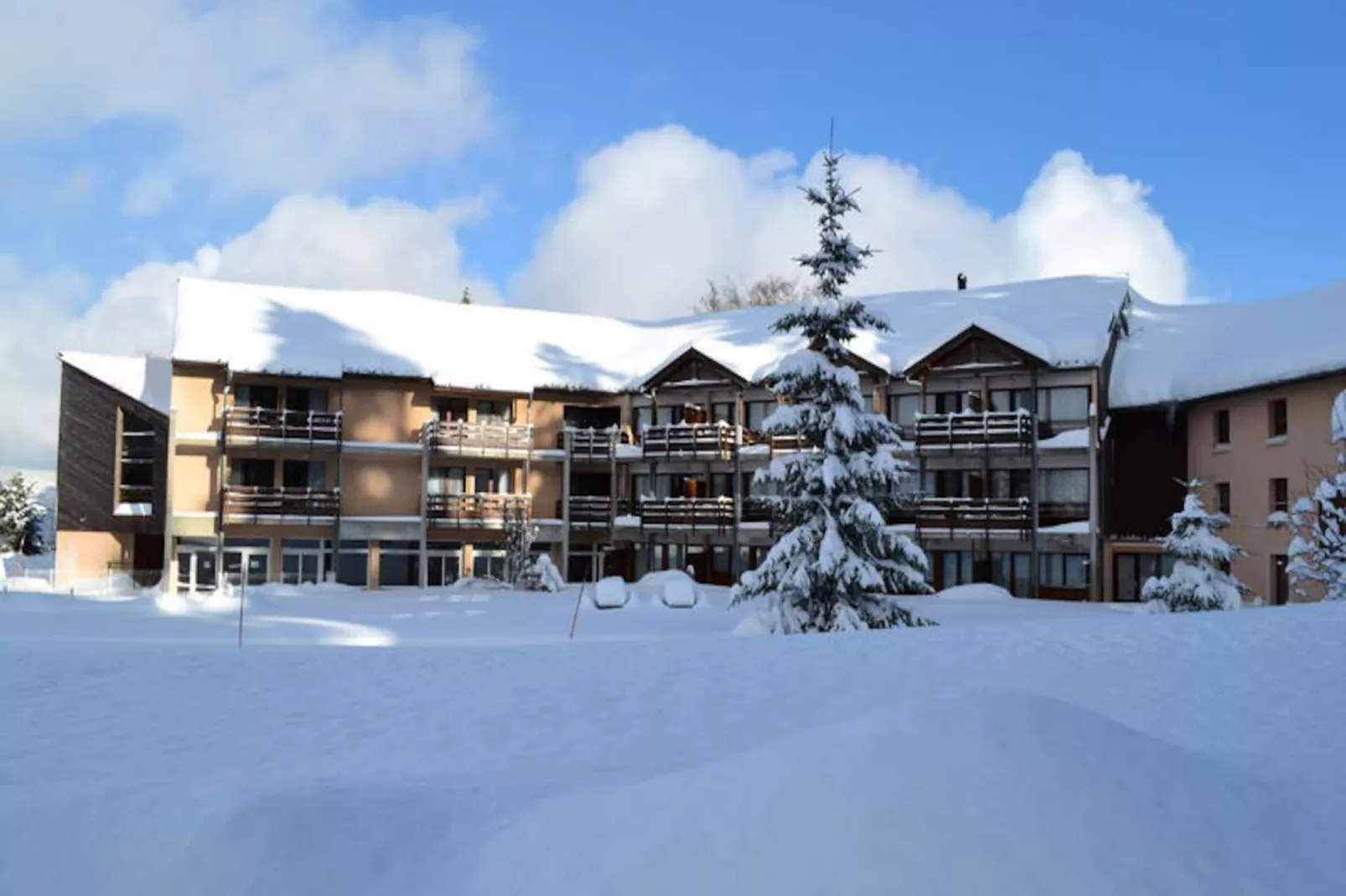 VVF Jura Les Rousses ***