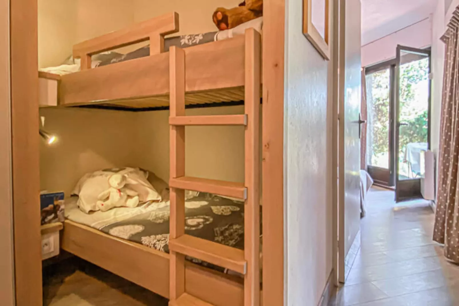 Les  Chalets De La Pyramide