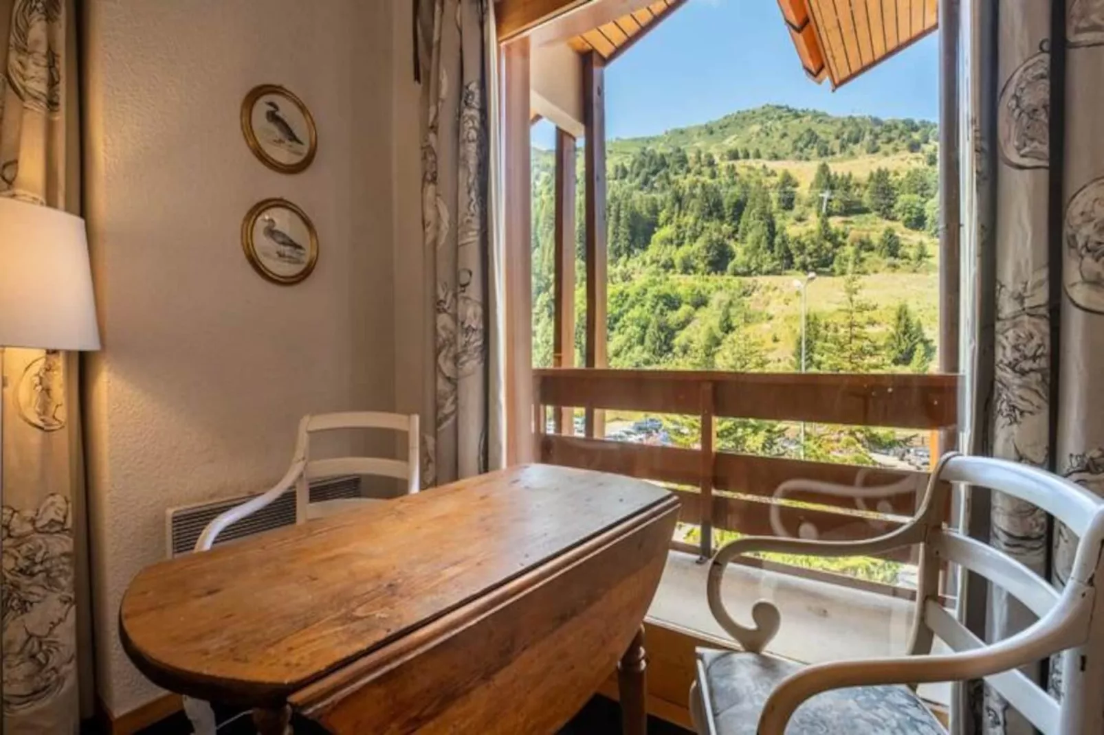 Sherpa 18 Sur Le Front De Neige De Mottaret