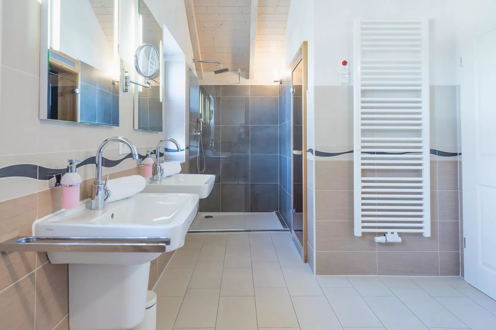 Reihenhaus Basstölpel 5 Personen-Badkamer