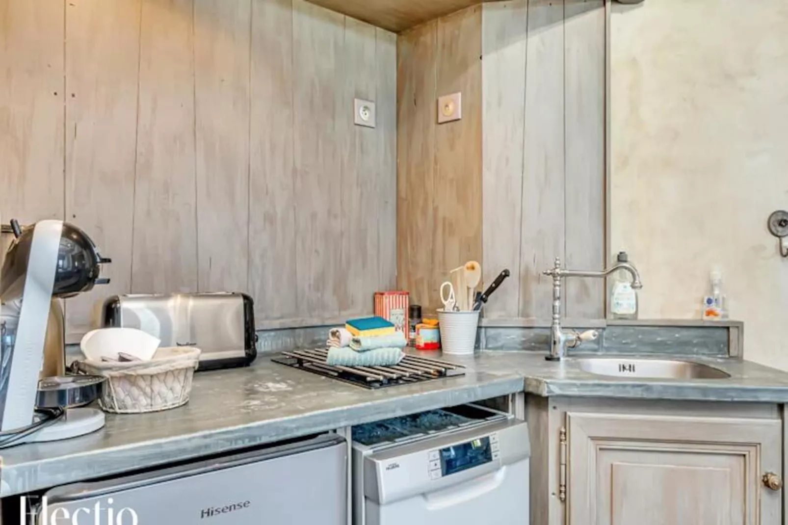 Loggia 9 Pin | R&eacute;sidence Les Petitons