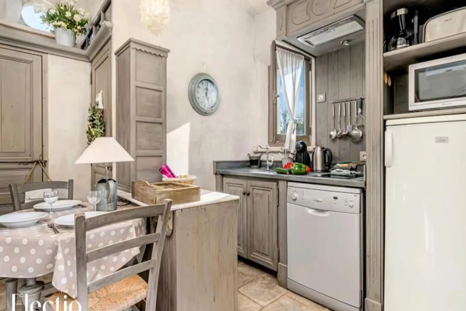 Loggia 11 Platane | R&eacute;sidence Les Petitons