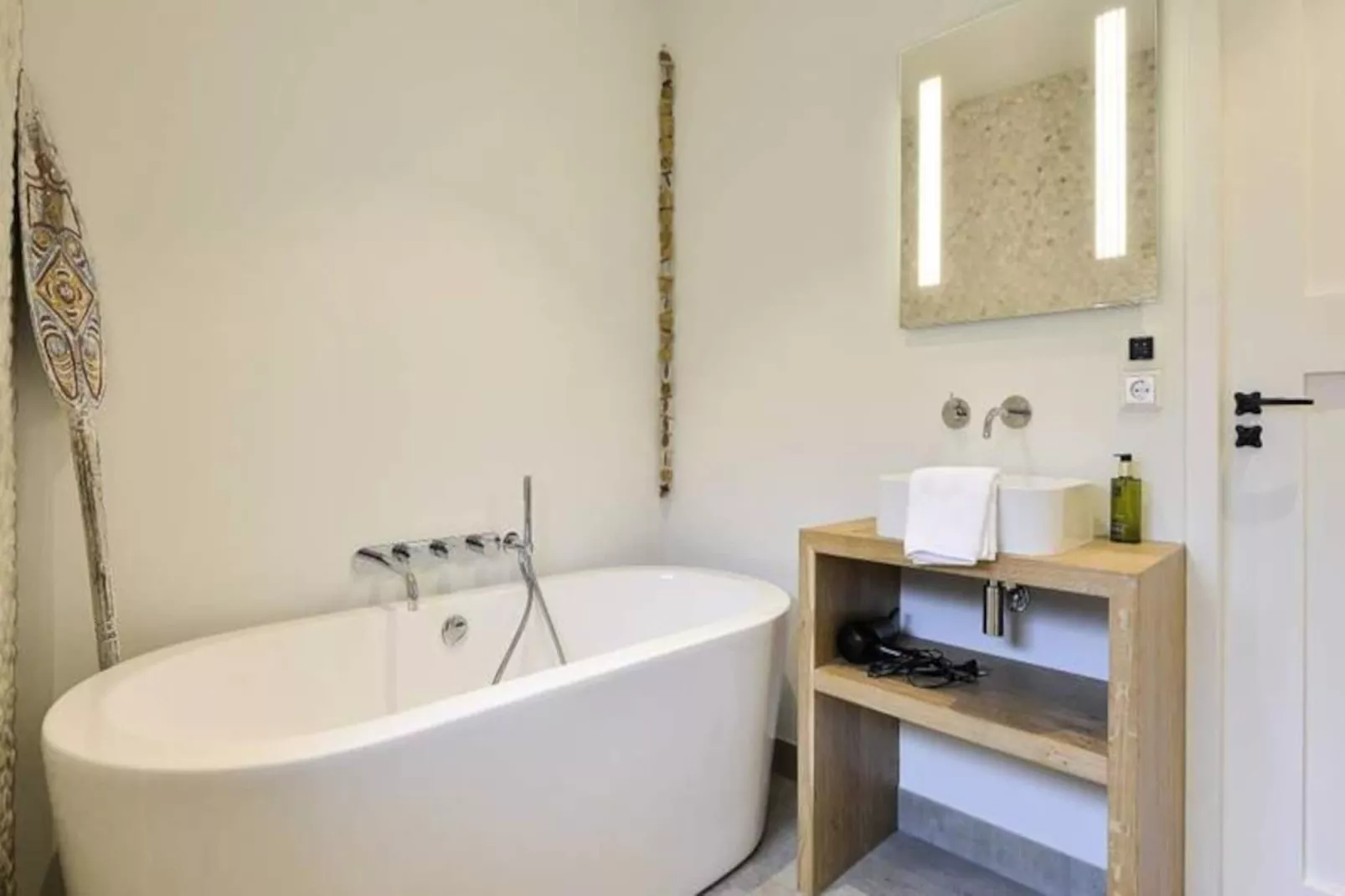 Follow The Sun Zandvoort