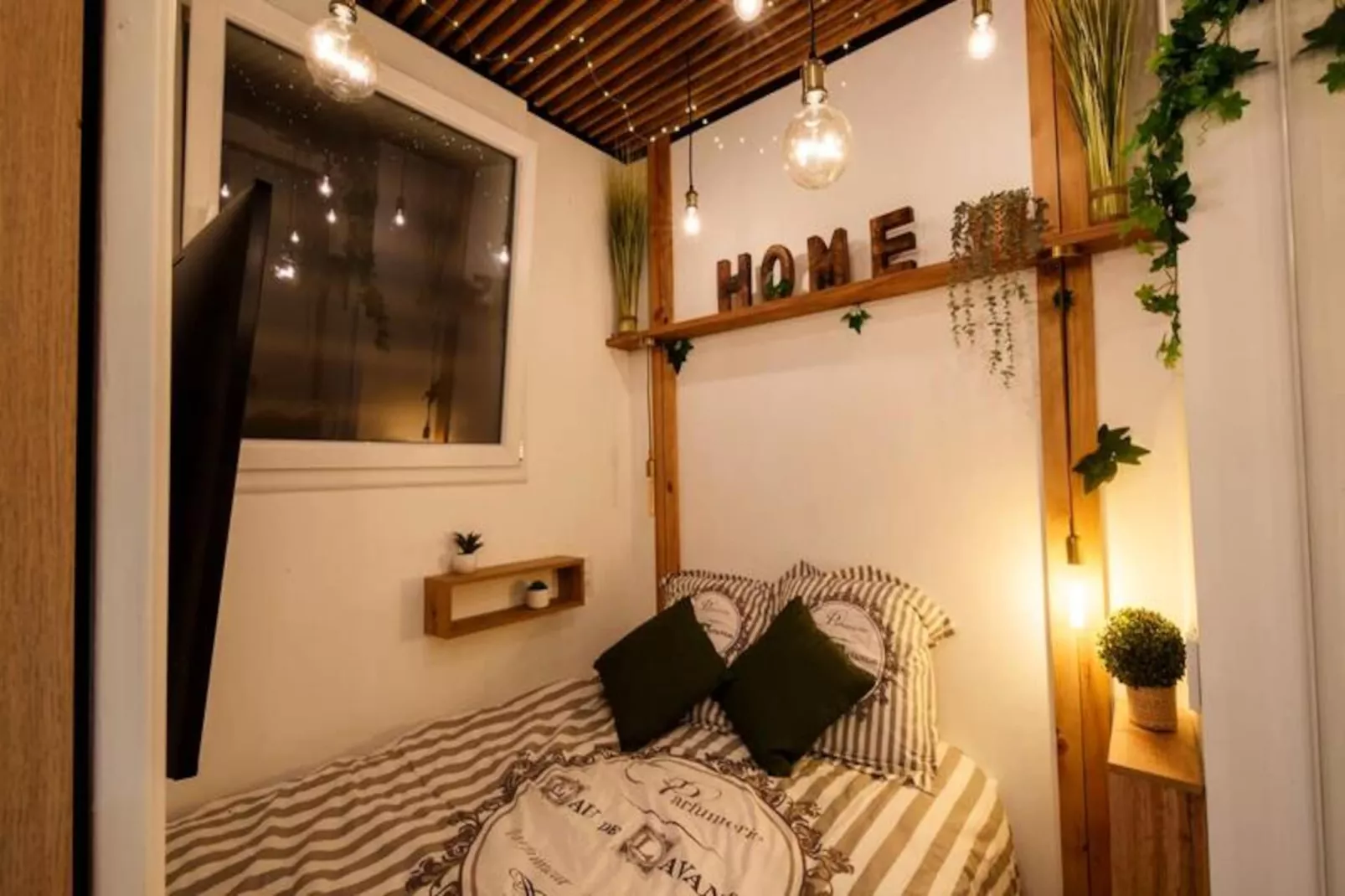 06k3-unique Et Atypique 2 Pièces à 30 M De La Mer-Niet-getagd