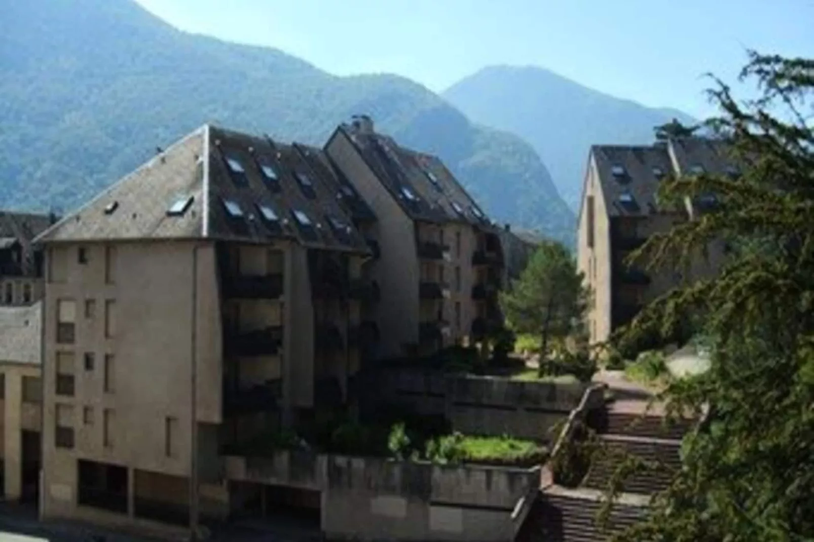 Résidence Terrasses D'etigny-Niet-getagd