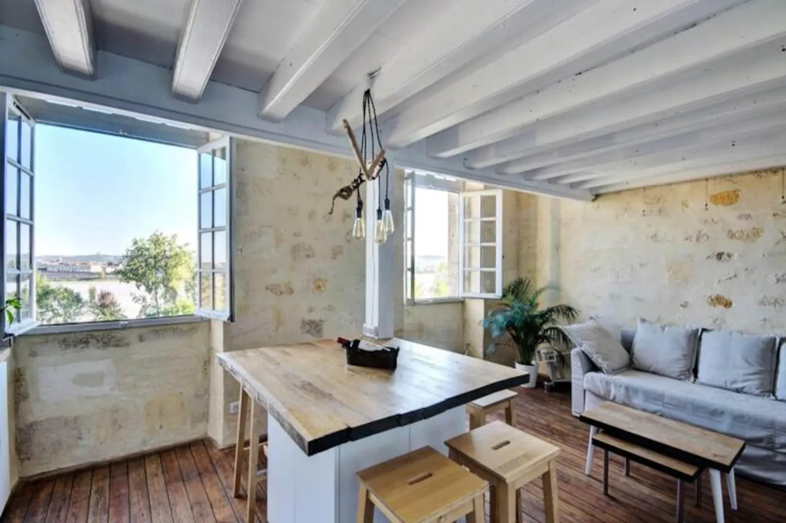 Magnifique Duplex Historique Avec Vue &agrave; Bordeaux-Niet-getagd