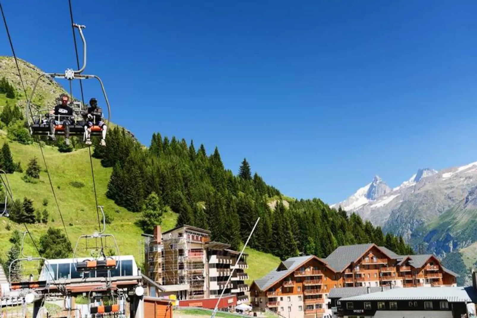 Résidence Odalys Les Balcons d'Auréa-Niet-getagd