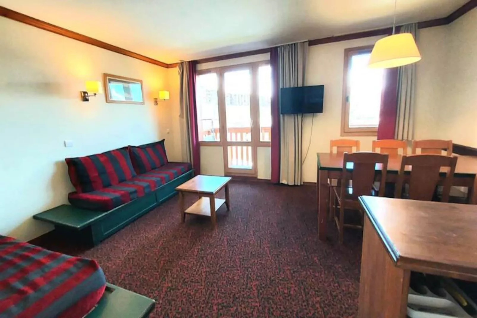 Résidence Le Mont Soleil A-Niet-getagd