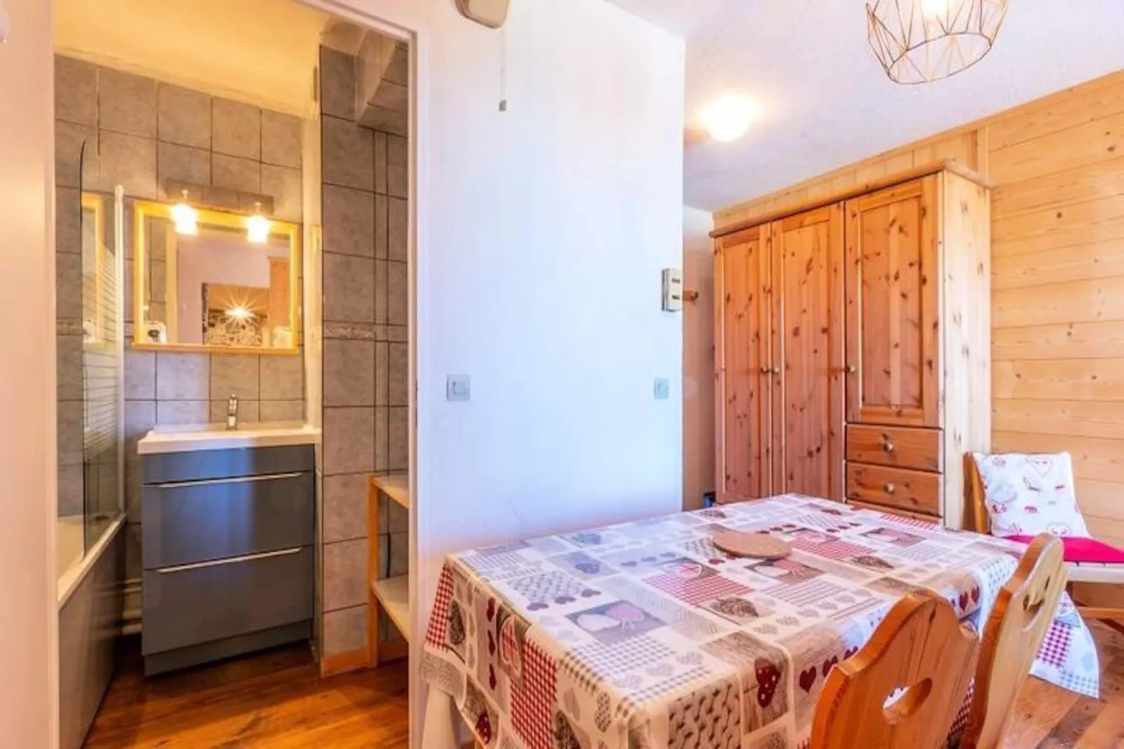 Résidence Cervin-Niet-getagd