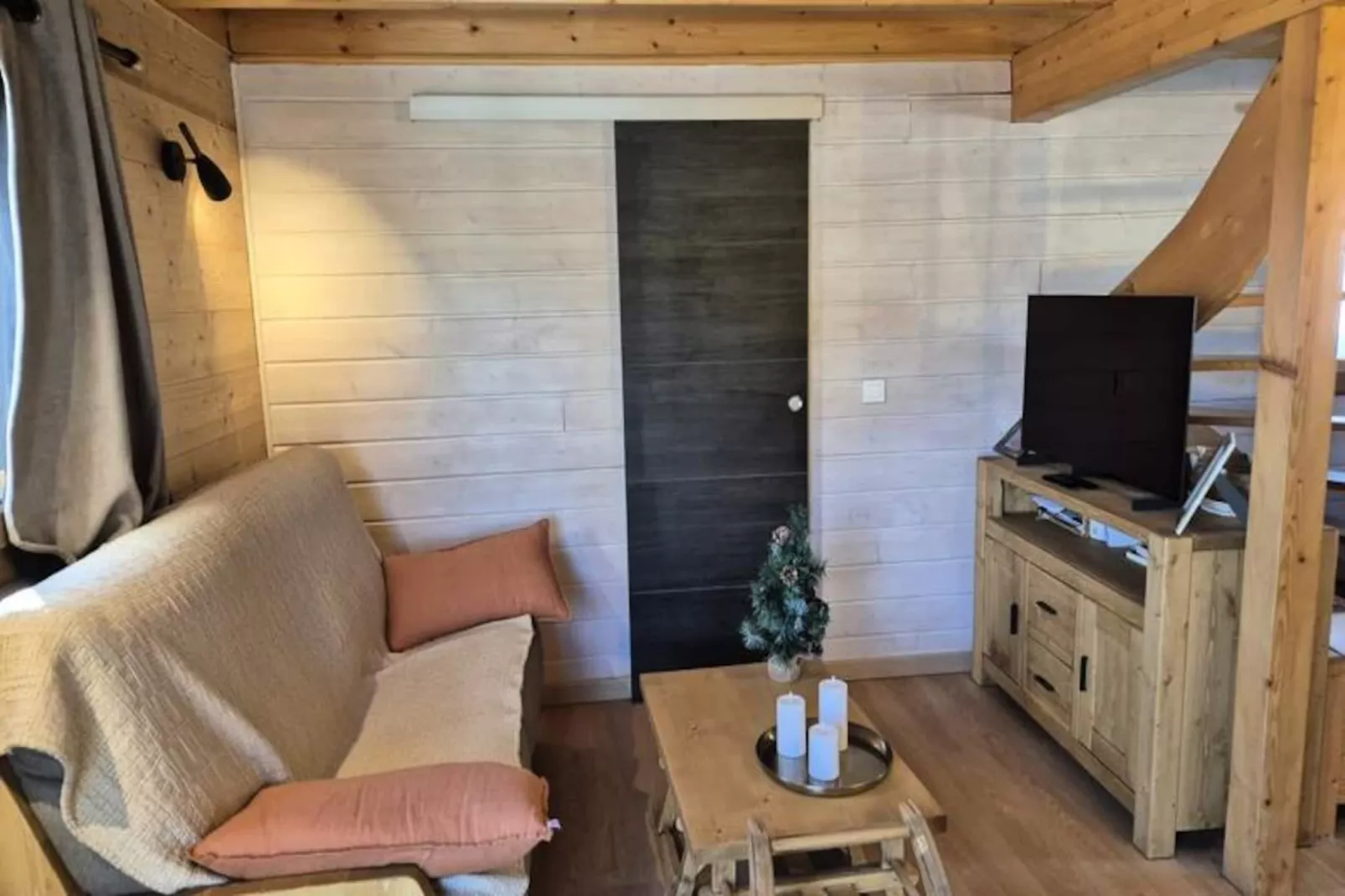 Chalet Nordique Pour 6 Personnes à La Féclaz - Piscine été-Niet-getagd