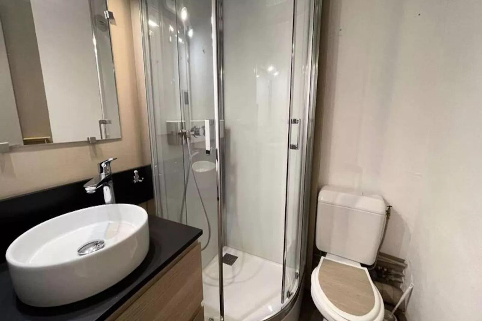 Résidence Camarine-Niet-getagd