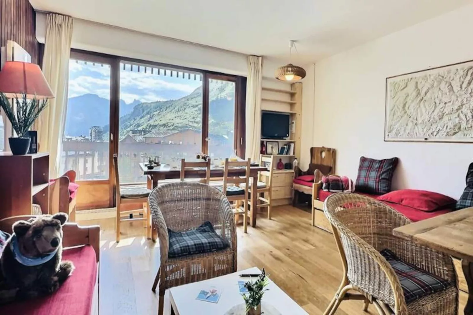 Le Chalet De La Tour-Niet-getagd