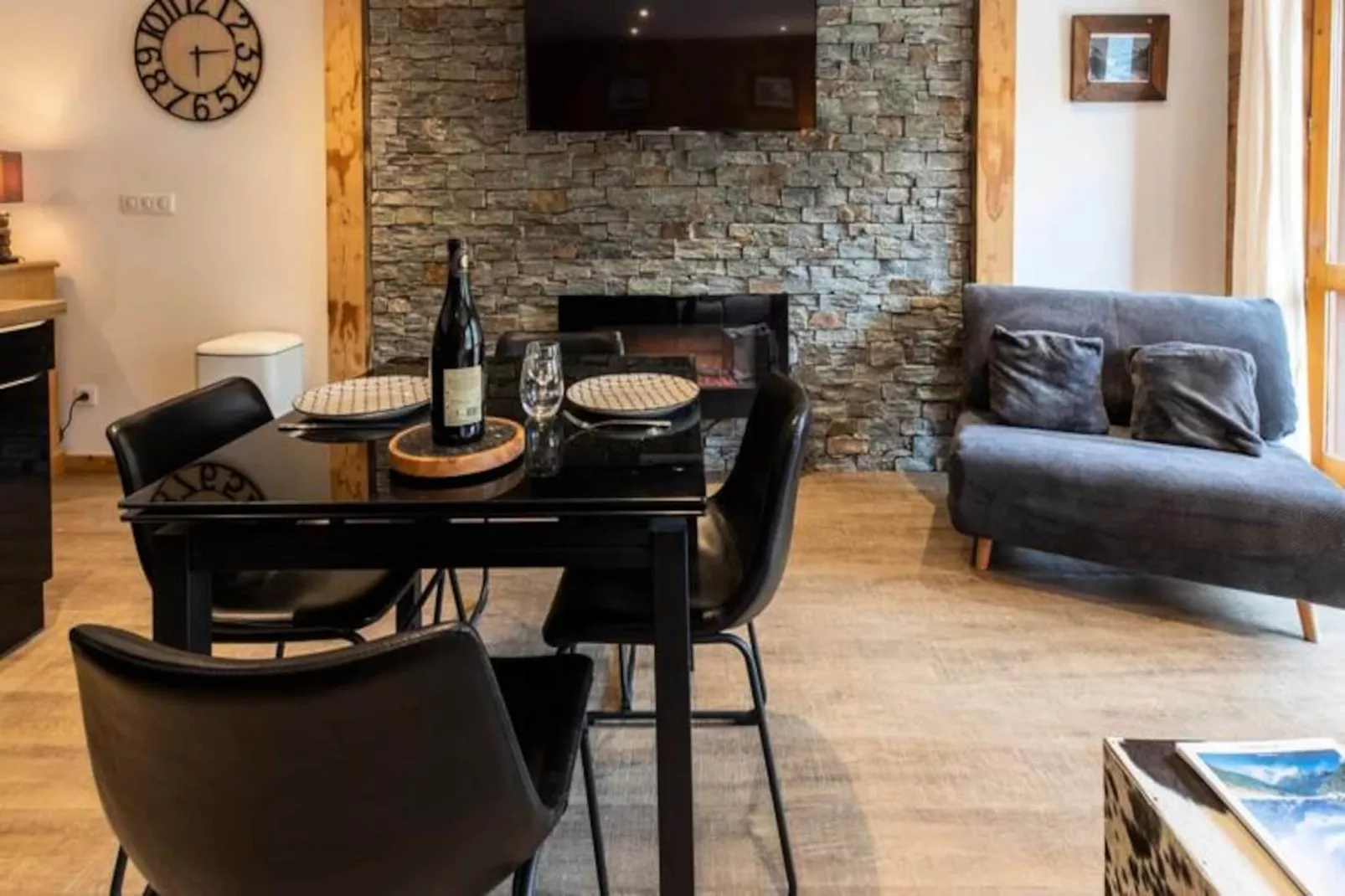 Croix Des Verdons F2, Meribel Centre à 200m Des Pistes-Niet-getagd