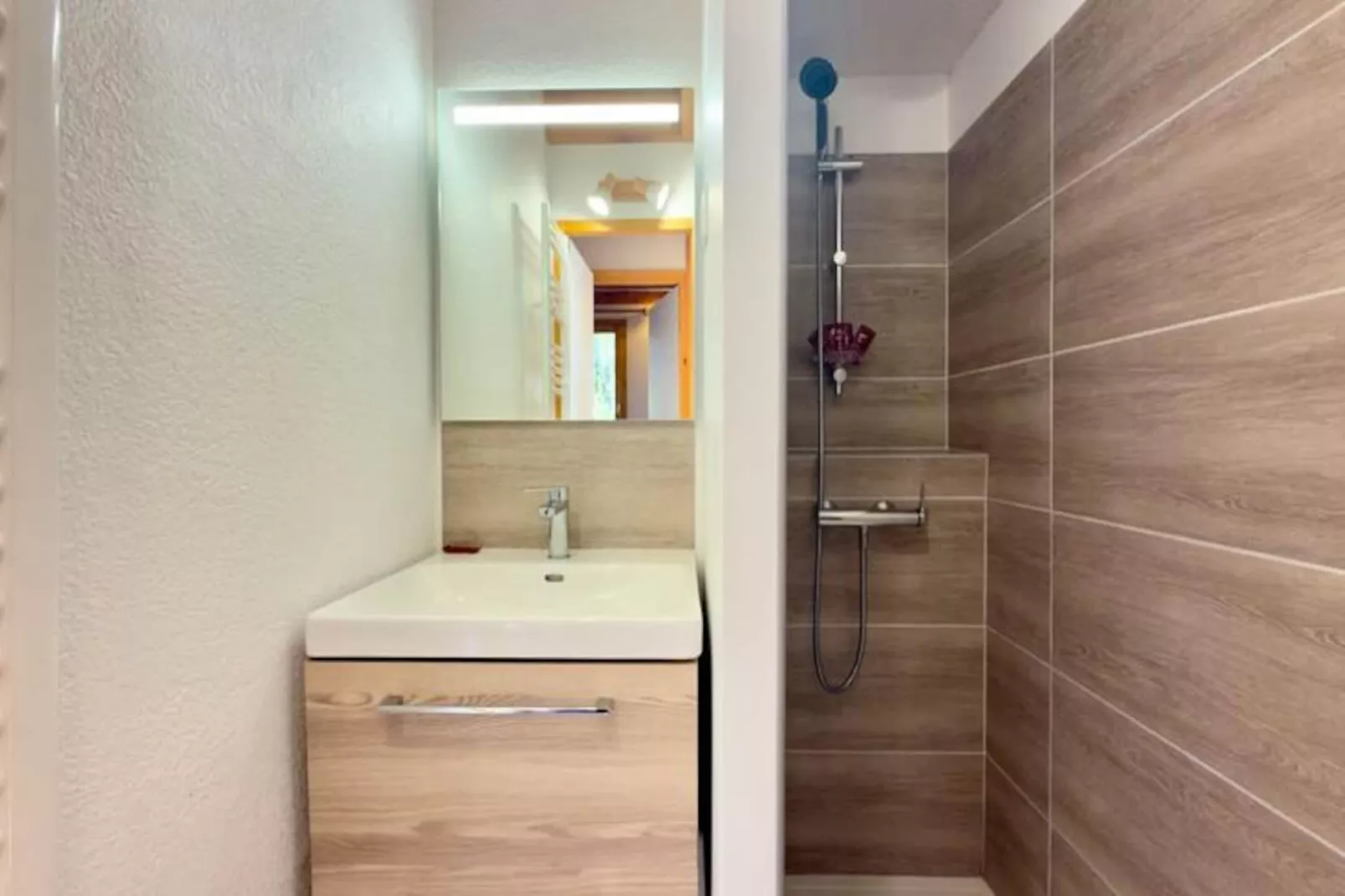 Les Asphod&egrave;les 18-Niet-getagd