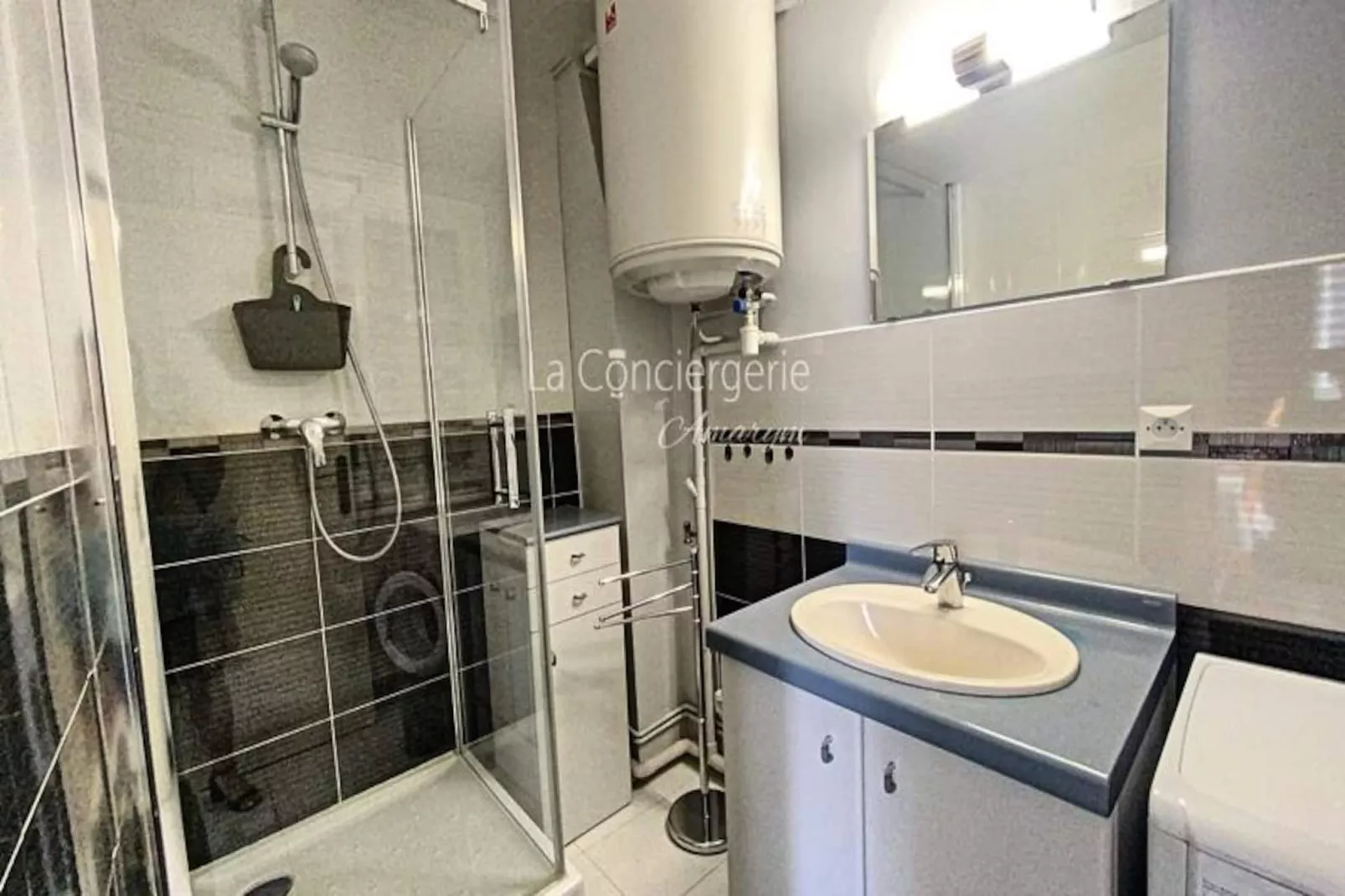 Résidence Th 23 -  🌊 Charmant Appartement Vue Sur Le Port 🌞-Niet-getagd