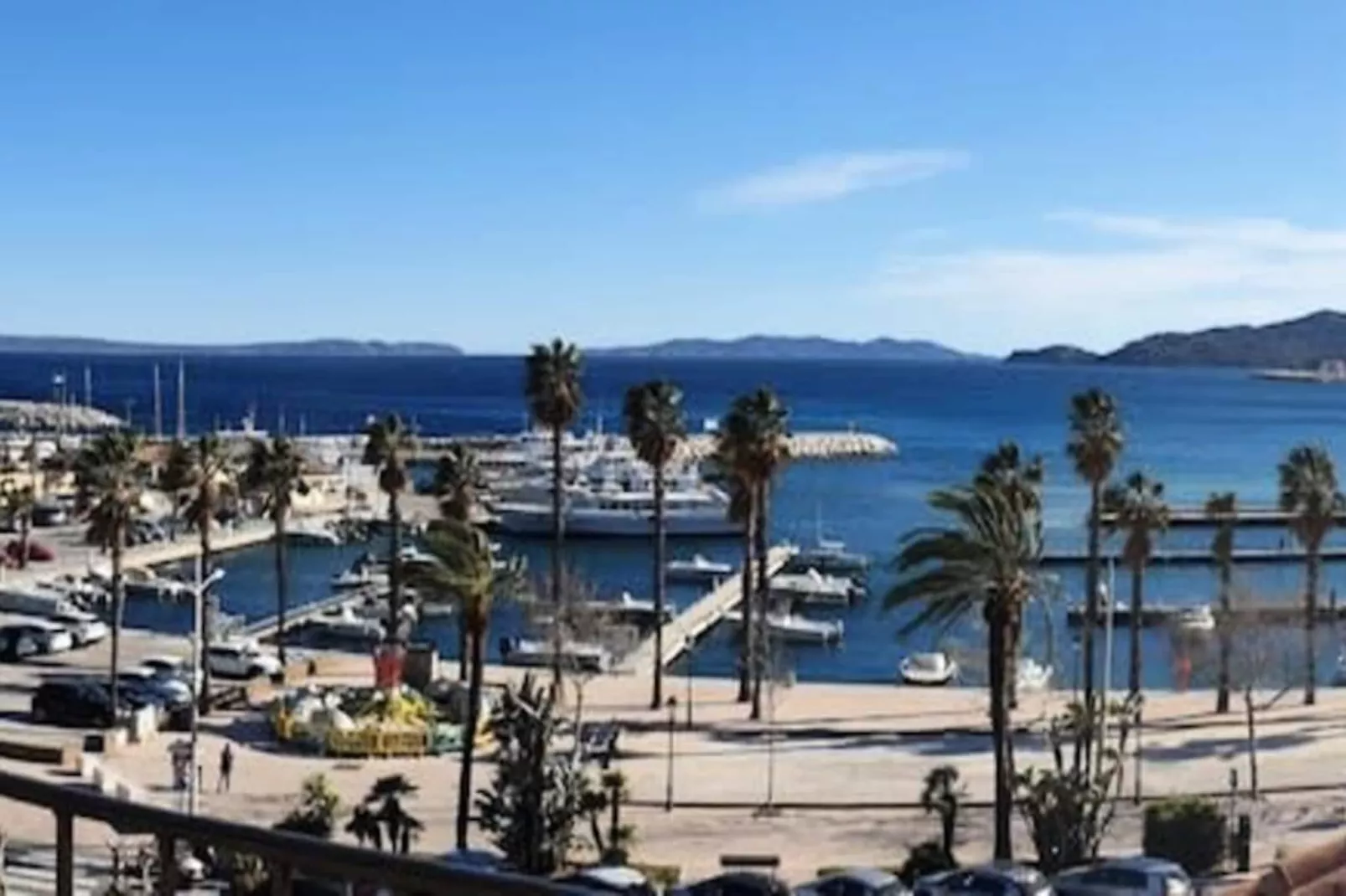 Résidence Balcon Des îles D'or. T2 Front De Mer Plein-centre-Niet-getagd