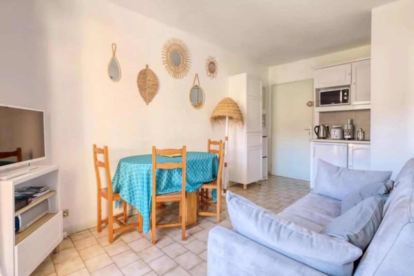 Résidence Lavandou - T2 En Centre Ville - à 200 M De La Mer-Niet-getagd