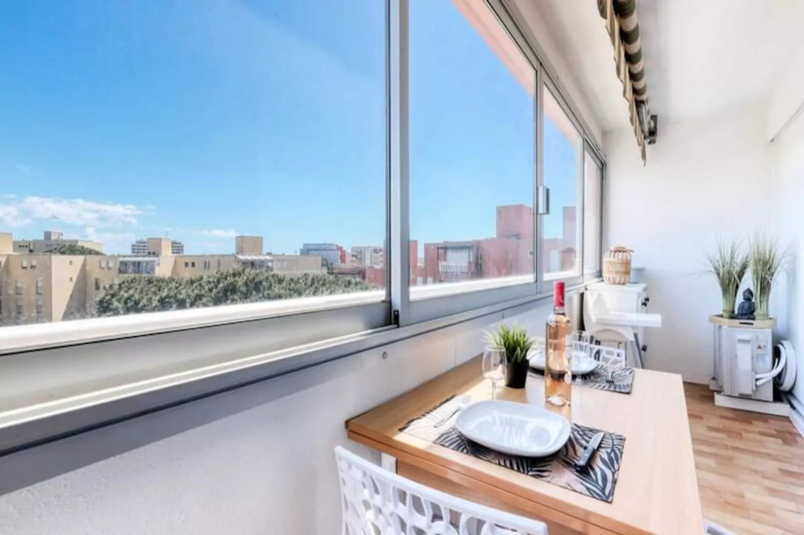 Résidence T2 &agrave; 600 M De La Plage ! Climatis&eacute;-Niet-getagd