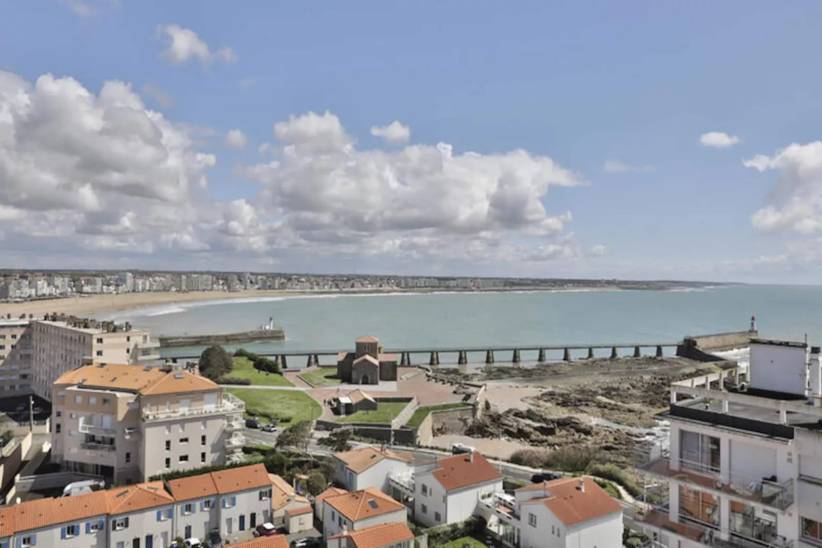 Appartements à Les Sables d'Olonne-Niet-getagd