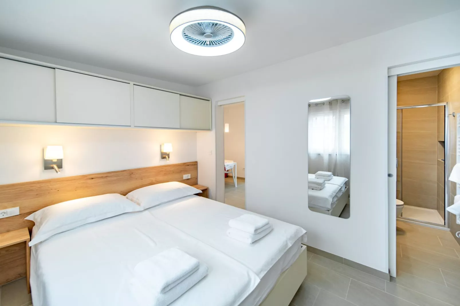 Apartments Arti Homes Rab Banjol - Two Bedroom Apartment With Terrace (Arti 3)-Slaapkamer