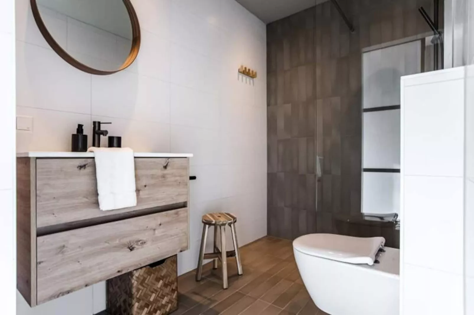 Spacious Luxury Loft-Niet-getagd