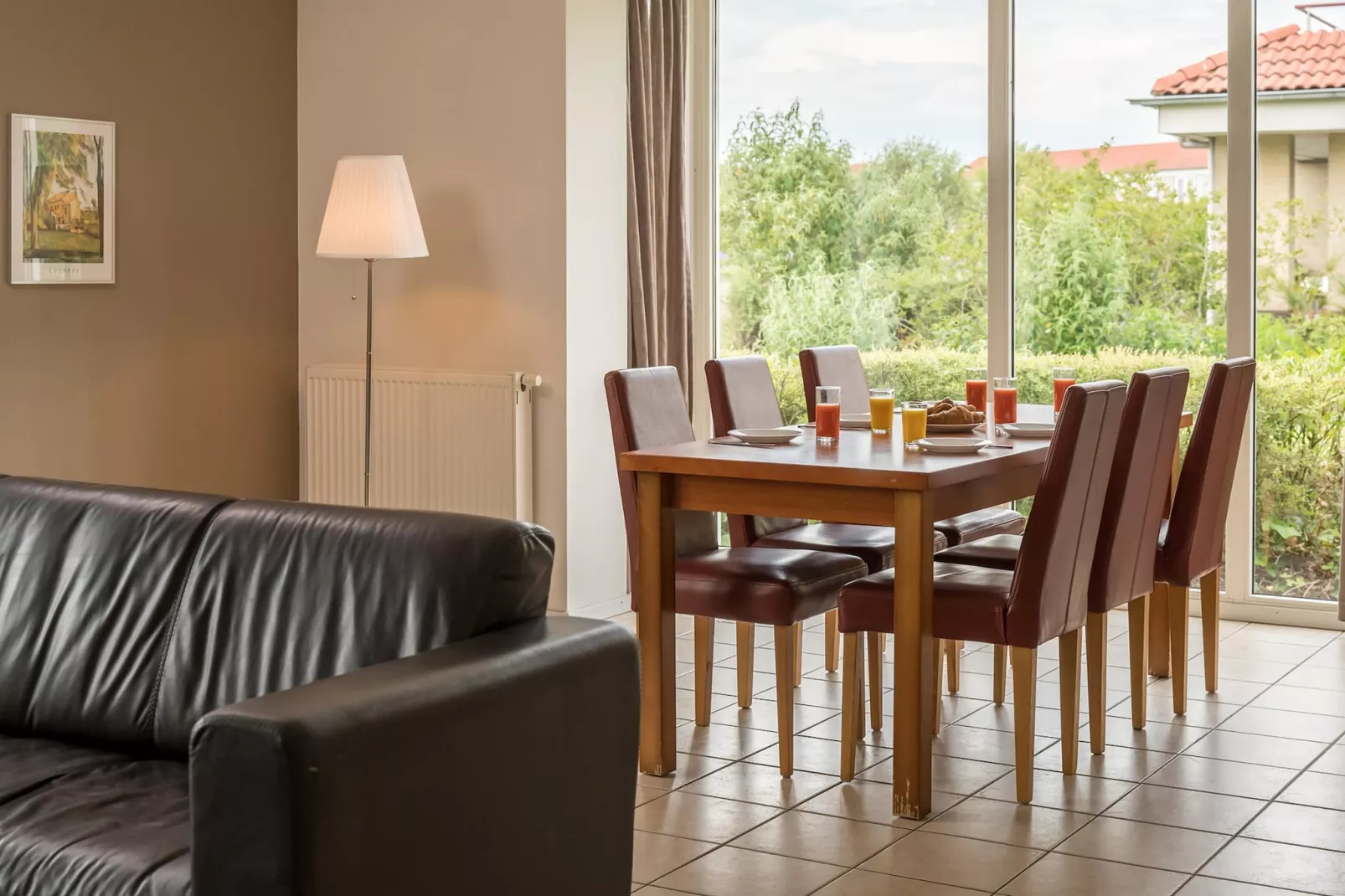 Havenwoning 2-6 persoons-Eetkamer