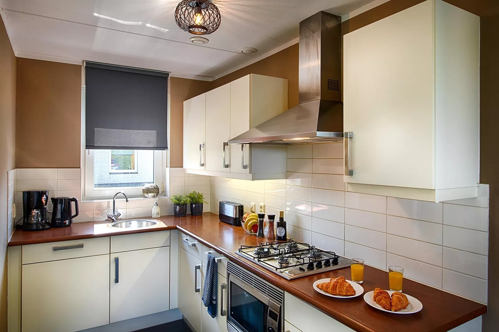 Waterwoning 2-6 persoons-Keuken
