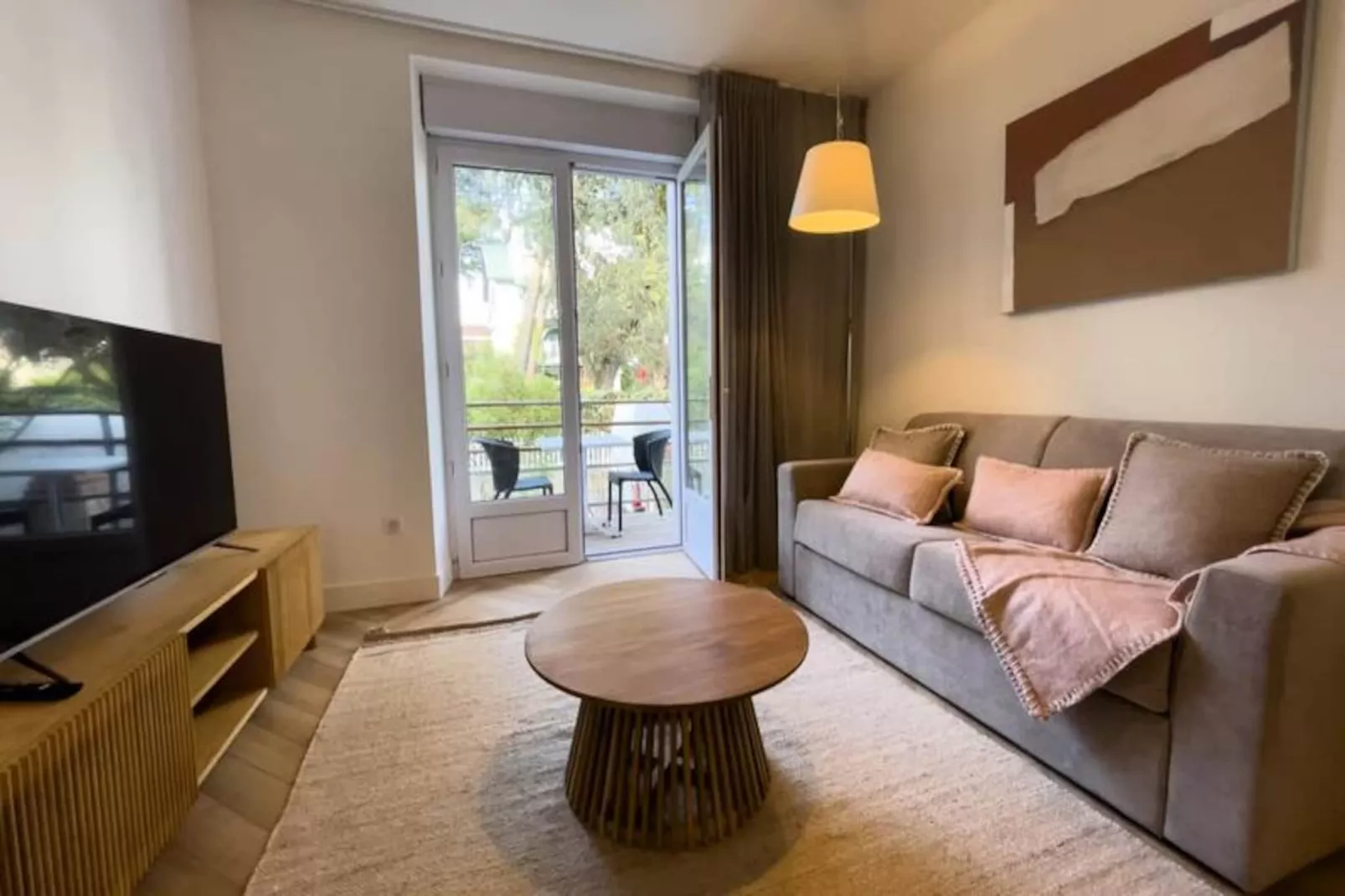 Maison R&eacute;gent & Spa - A L'ombre Des Pins-Niet-getagd