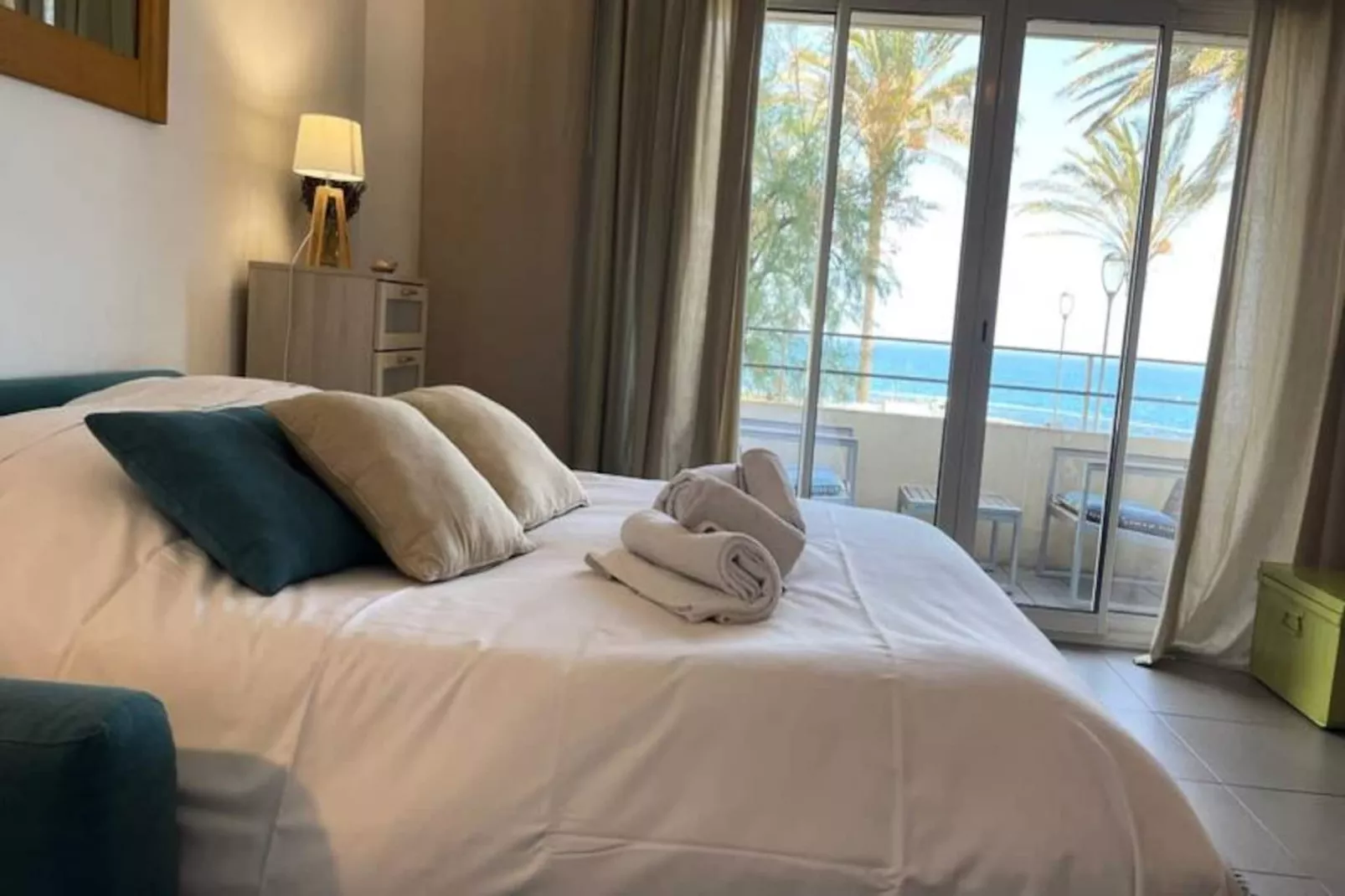 Résidence Studio Front De Mer Tout équipé Au Cœur Du Centre Ville Bd Leclerc-Niet-getagd