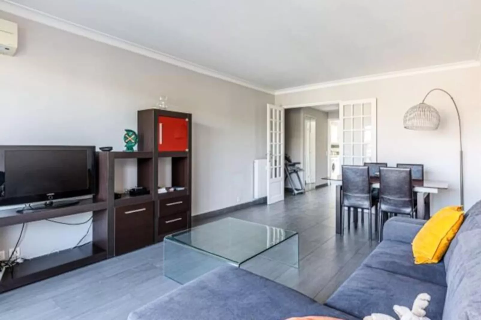 Résidence Tamanaco Beach : Appartement 1 Chambre Avec Balcon, Vue Mer Et Piscine-Niet-getagd